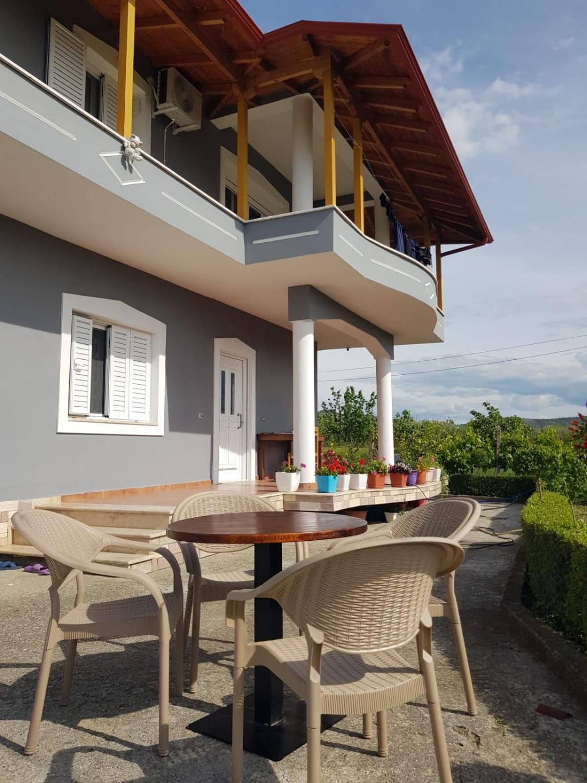 Rent Rooms Sakolli Berat Dış mekan fotoğraf